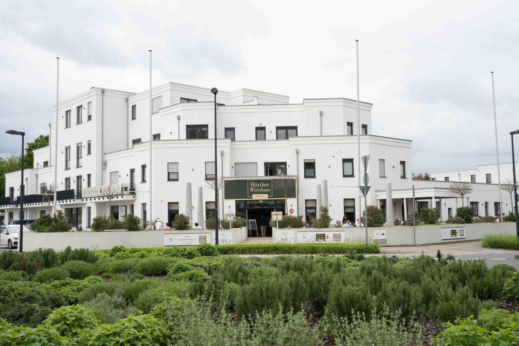 K-Apart Hotel & Boardinghouse Хюрт Экстерьер фото